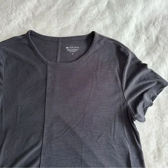 Athleta Women’s Asymmetrical Athletic T-Shirt Size Medium Gray - Picture 2 of 11